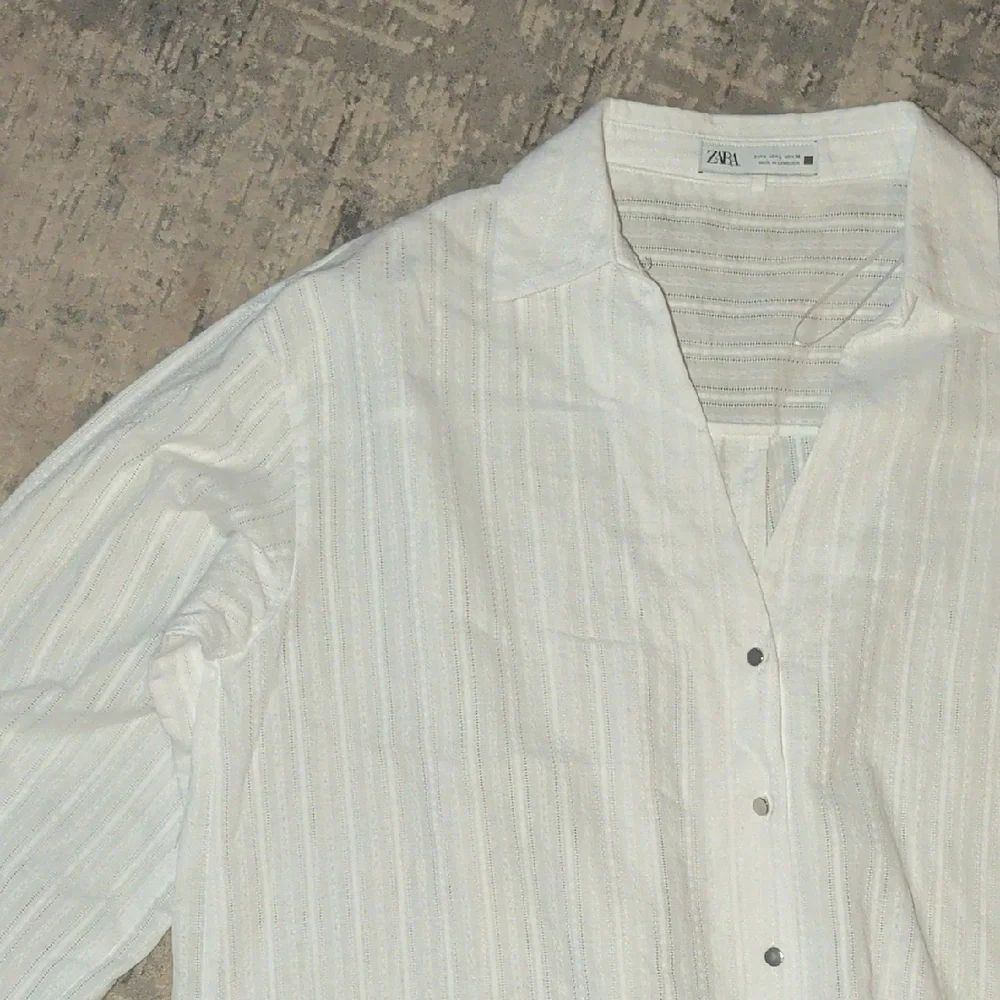 Zara White Striped Casual Button Down Shirt - Picture 2 of 3